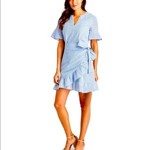 Vineyard Vines size 8